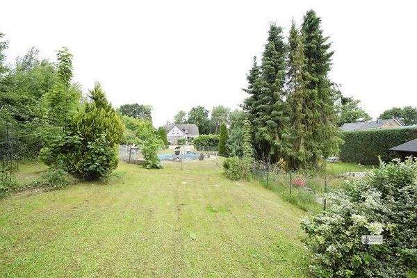 Tiefe des Grundstücks mit Baufenster hinten