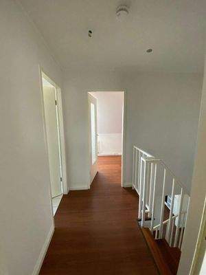 Flur Oben.JPG