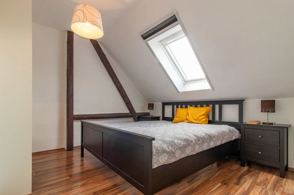 2025-3353-Dachgeschoss Schlafzimmer