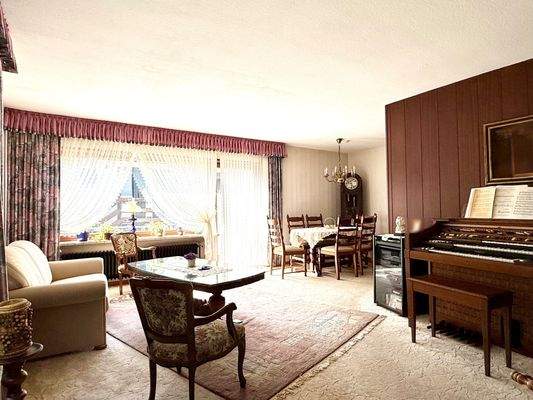 Wohnzimmer Ansicht III