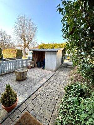 Aussenbereich im Vorgarten