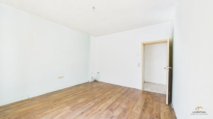 Schlafzimmer 2 OG