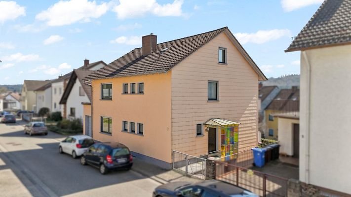 Straßenansicht