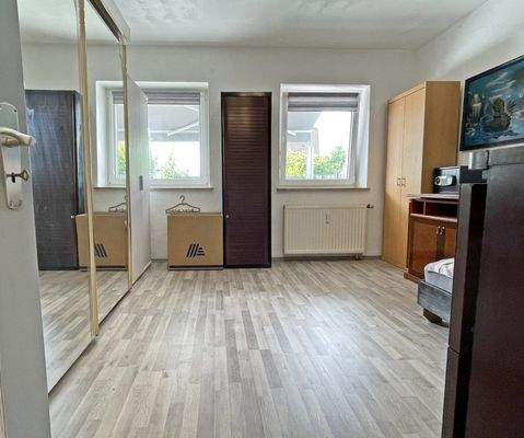 Kinderzimmer EG - Weitwinkel.jpg