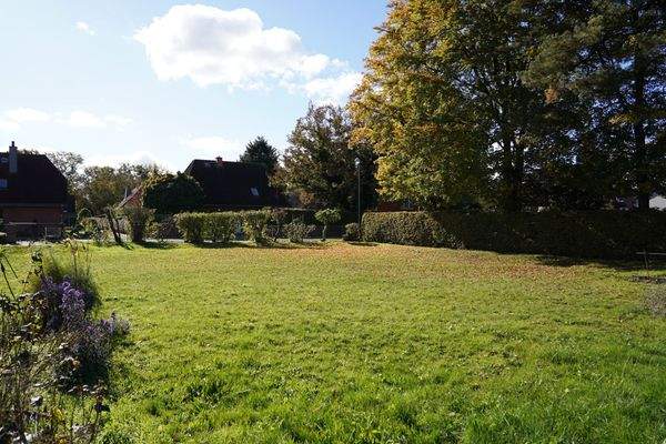 ca. 850 m² großes Grundstück