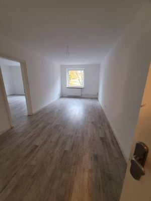 Zugang Wohnung über Raum 1/ Essbereich