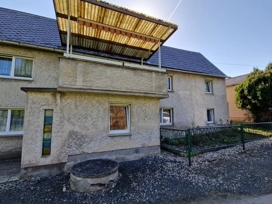 Einfamilienhaus mit kleinem Balkon