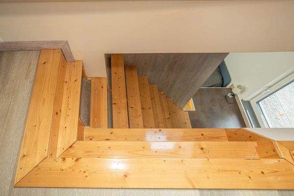 DH1, rechte Hälfte: Zugang zum Spitzboden