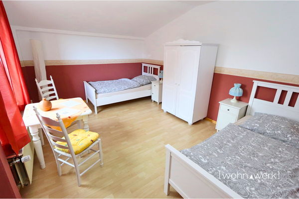 Einliegerwohnung Schlafzimmer I.JPG