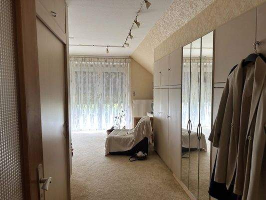 Schlafzimmer im OG