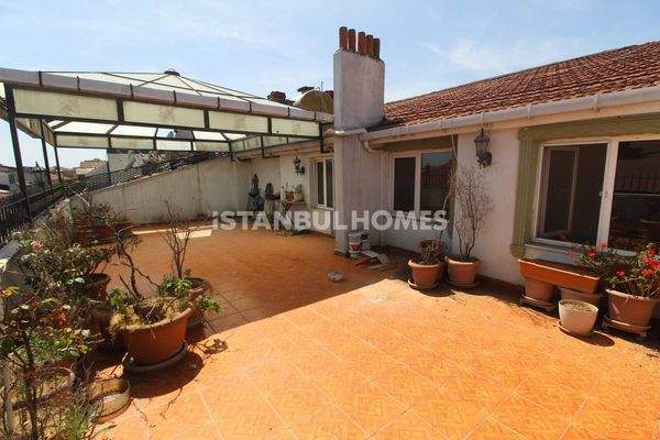 Stylish Apartments with Balcony and City Views in Eyupsultan