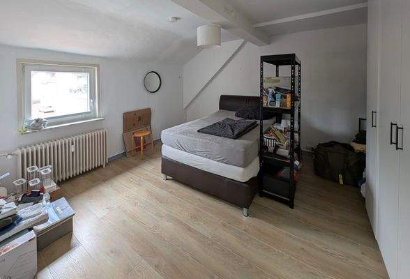 Schlafzimmer mit Möblierungsidee