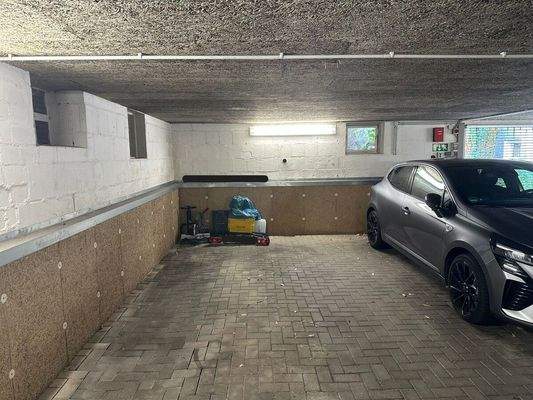 privater Tiefgaragenstellplatz