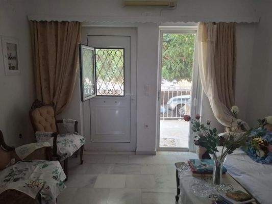 Kreta, Voukolies: Zweistöckiges Haus zu verkaufen