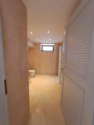 Kreta, Kalyves: Elegante neoklassizistische Villa am Meer zu verkaufen