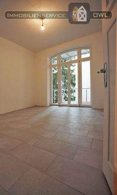 Küche mit vorgelagertem Balkon