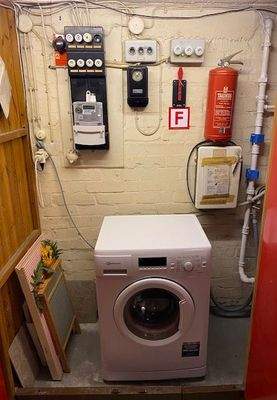 Waschküche Keller.jpg