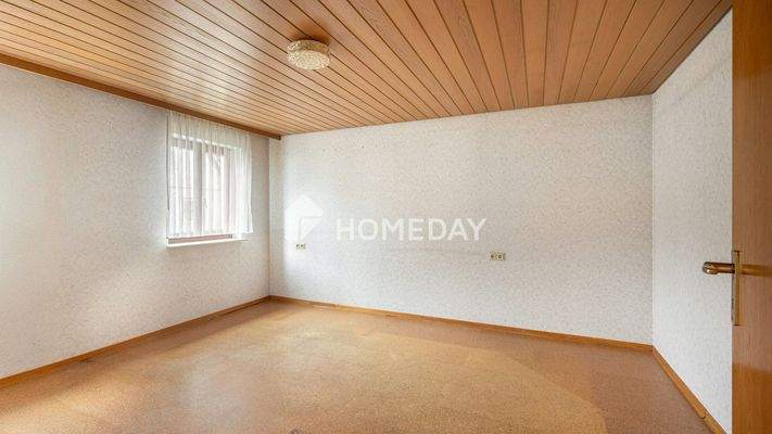 1. OG Elternschlafzimmer 1