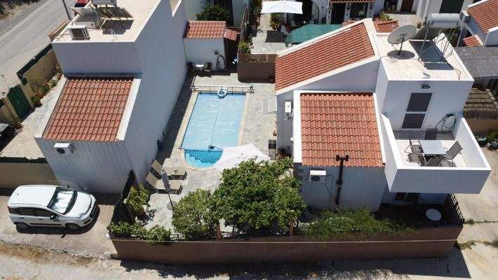Kreta, Kolymvari: Charmantes Haus mit privatem Pool zu verkaufen