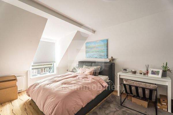 Zimmer Dachgeschoss Vorderhaus 