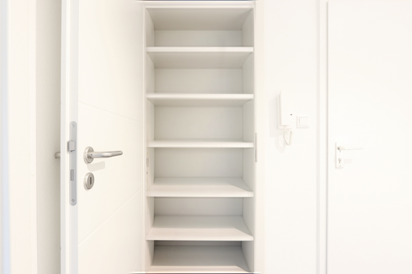 ...mit seperater Abstellkammer