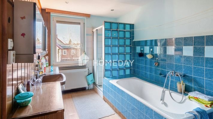 1. OG Badezimmer 1
