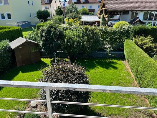 1. OG - Balkon Blick in den Garten