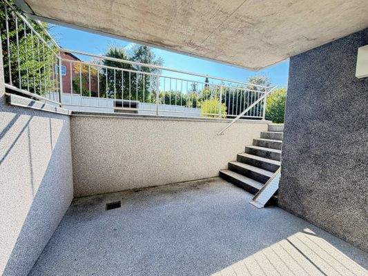 Außentreppe zum Keller