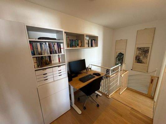 Flur OG / Home-Office