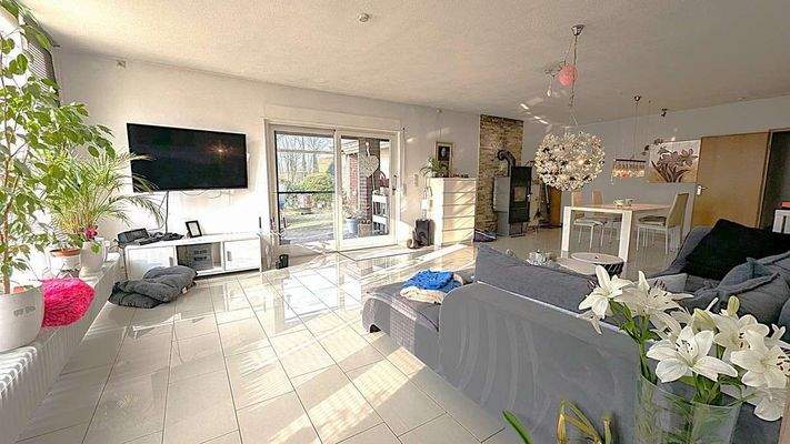 EG Lebensraum vor der Terrasse