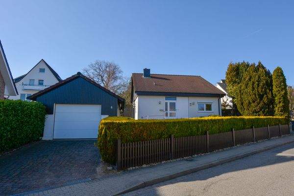 Garage / Hausansicht Eingang