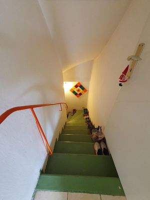 Treppe zum Keller/zur ELW