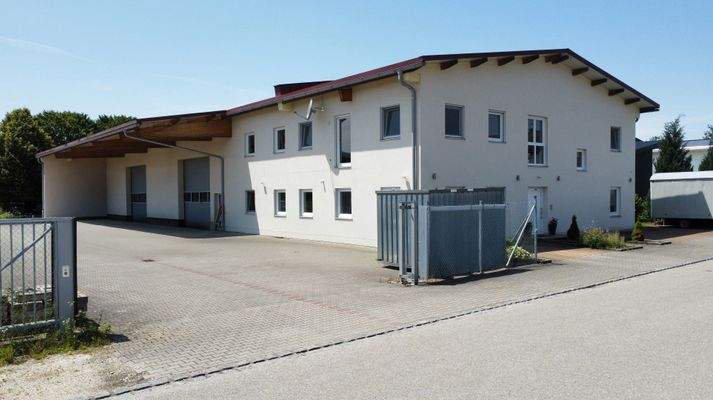 Außenansicht Gewerbeobjekt Petting 