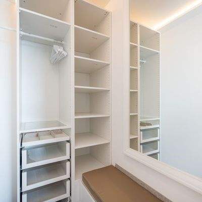 begehbarer Kleiderschrank 