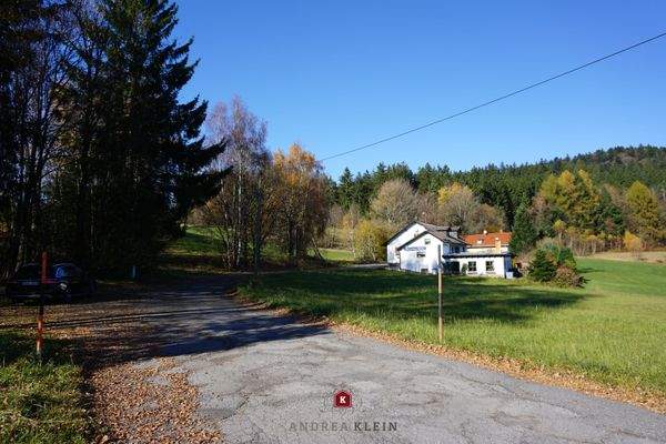 Zufahrt von Süden her