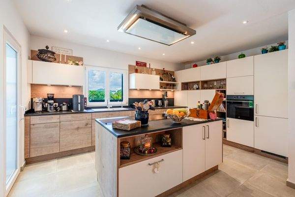 fc3fa4db-f5af-4ef2-abd4-6afb1ac66a21