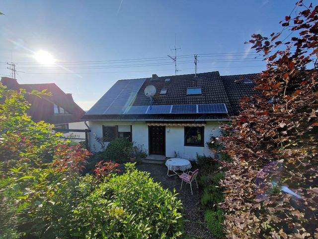 Haus - Blick von oben Treppe Haus komplettansicht.
