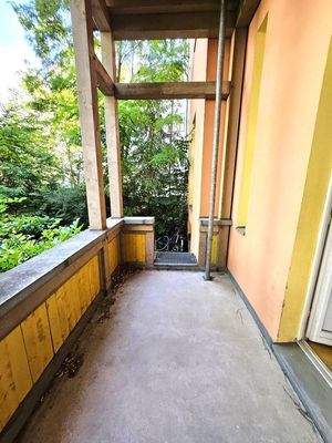 Balkon Leerstand.jpg