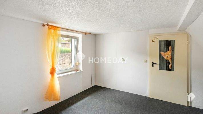 1. OG Schlafzimmer 1 1