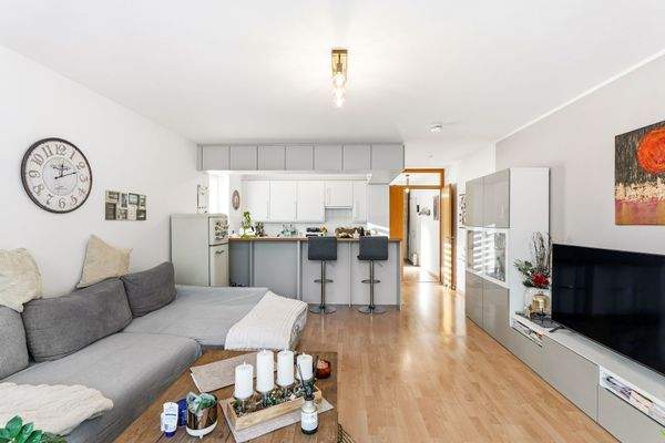 1.OG Recht Wohnzimmer 