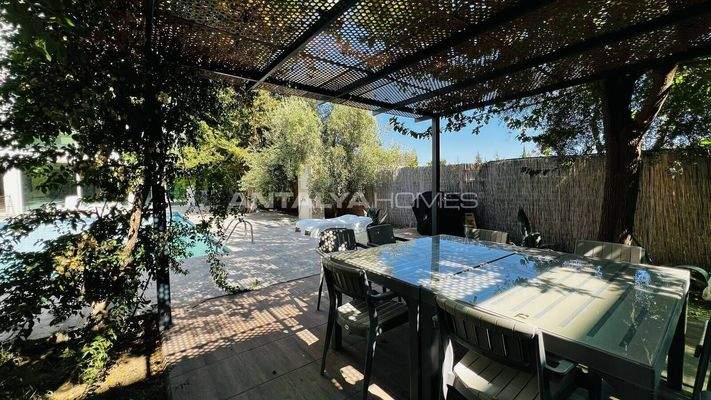 Luxury House with Pool for Sale in Antalya Kemer