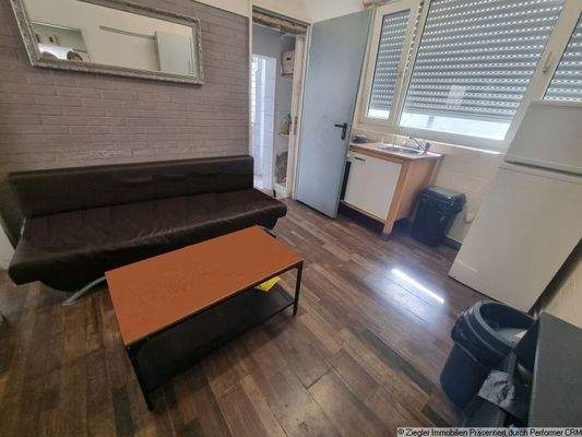 06 Vorderhaus EG Friseur Nebenraum 1