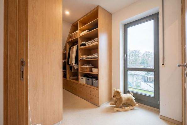 DI - Forbes Global Properties