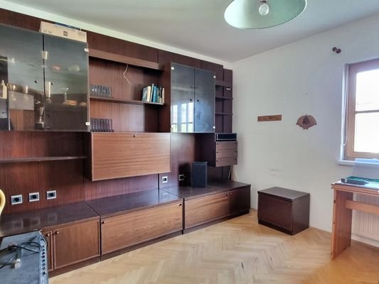 Zimmer 2 / EG