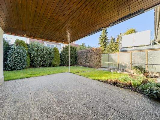 Überdachte Terrasse