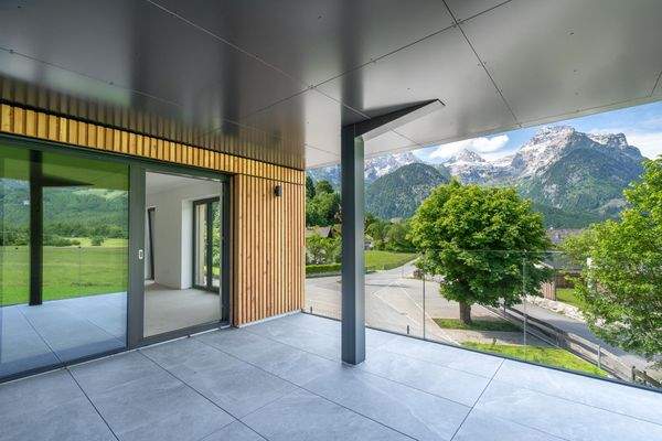 TERRASSE MIT STEINBERGBLICK