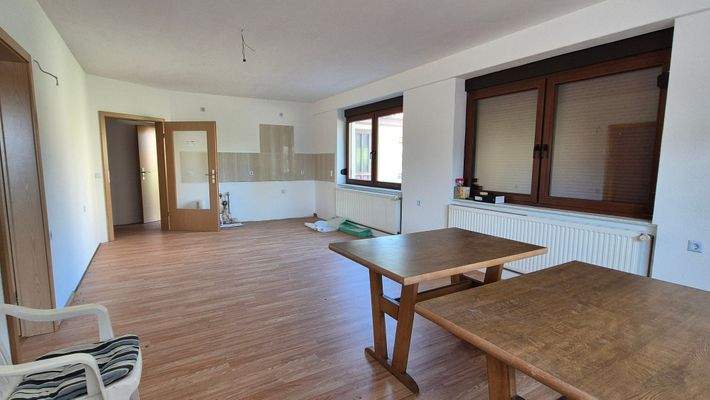 Werkstattgebäude Zimmer 1