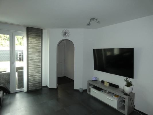 Wohnzimmer / Windfang Eingang