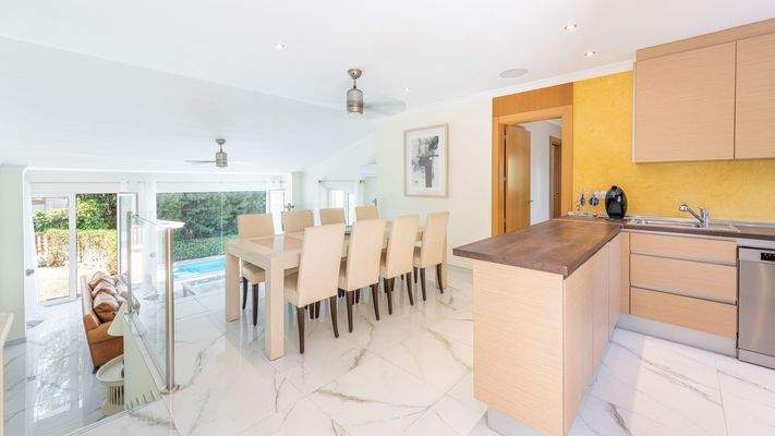 Photo: Villa in Marbella East