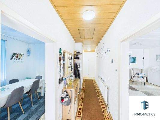 Flur, Wohnung Haus 2